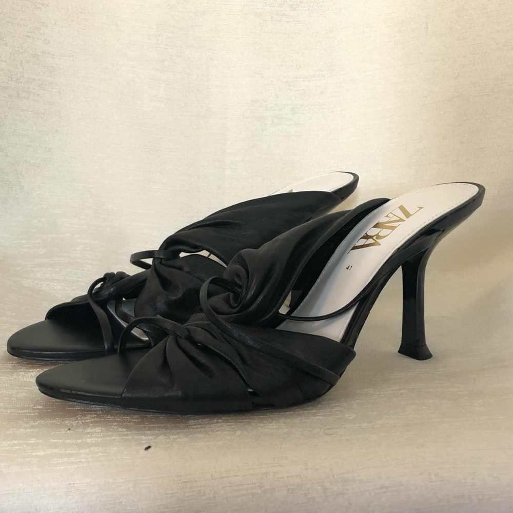 ZARA Black Leather Heel